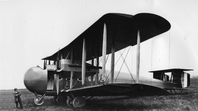 Illustration for article titled This Date in Aviation History: April 13 - April 16